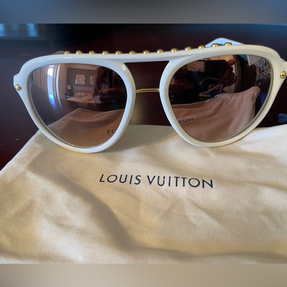 AUTHENTIC LV sunglasses. Never worn. Comes with box and dust bag